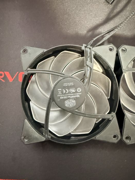 Set 3 ventilatoare ARGB Cooler Master MF120R
