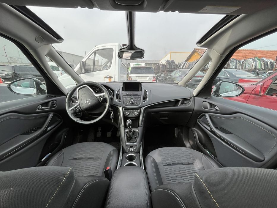 Opel Zafira C Tourer 2.0CDTI 2012г НА ЧАСТИ!!!