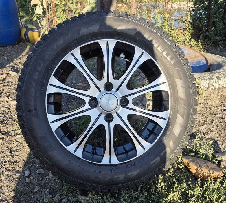Зимние шины Pirelli с дисками R14