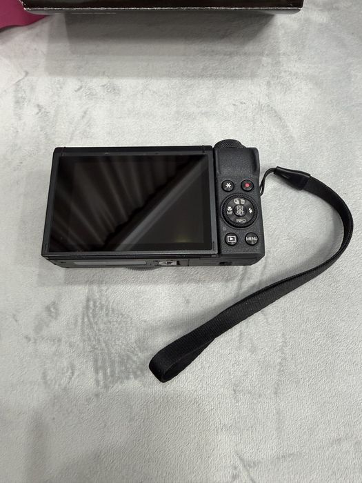 Canon G7X Mark 3