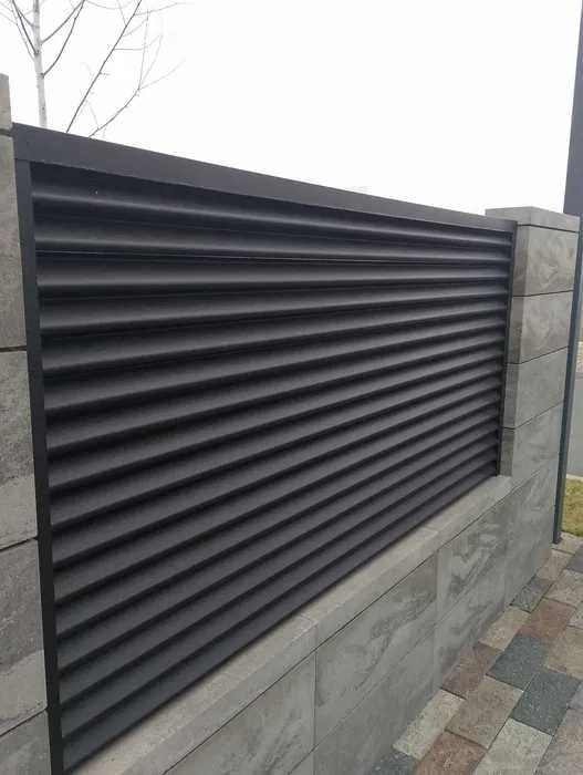 Garduri si porti stil jaluzea, sipca metalica, tabla cutata