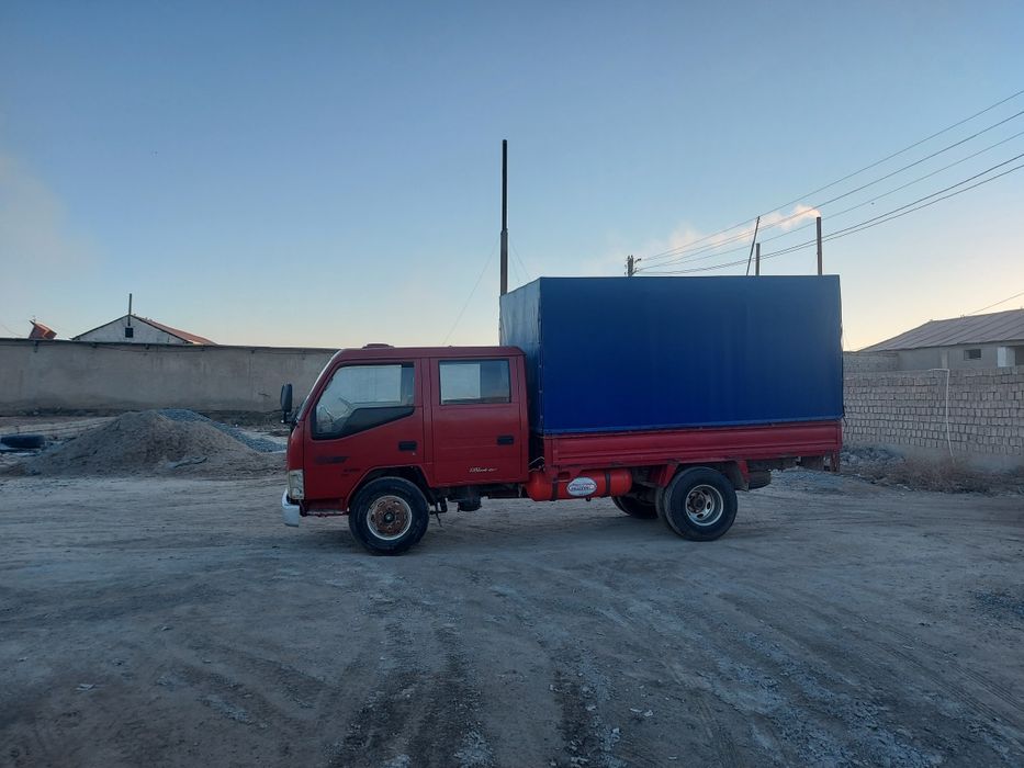 JBC грузопоссажир