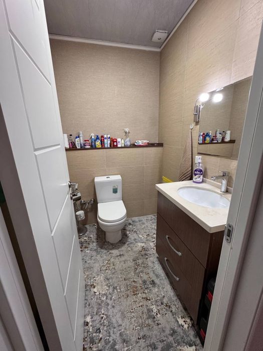 Продается квартира в olmazor city блоке бизнеса