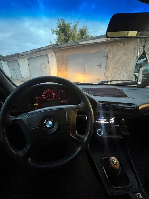 Продам бмв е34 на бодром ходу