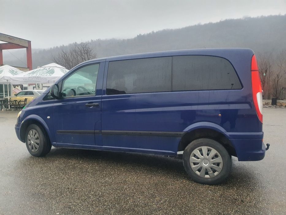 Mercedes Vito 8+1 locuri