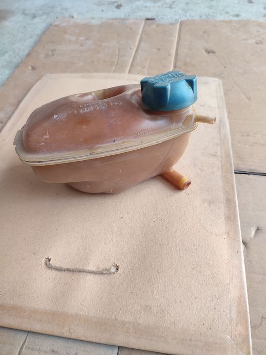 Новые  VAG AG  OEM Original Задние заводские ароматизаторы