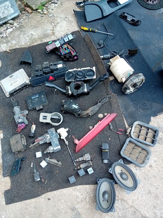 Продавам на части Шкода Октавия 1.9тди 90кс.2000г.комби