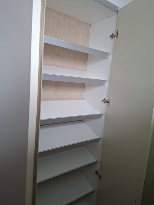 Pantofar cu 7 rafturi stare perfectă 400lei