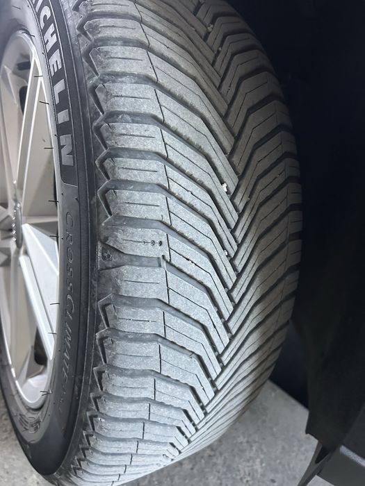 Jante cu anvelope All-season Audi 235/55 R19
