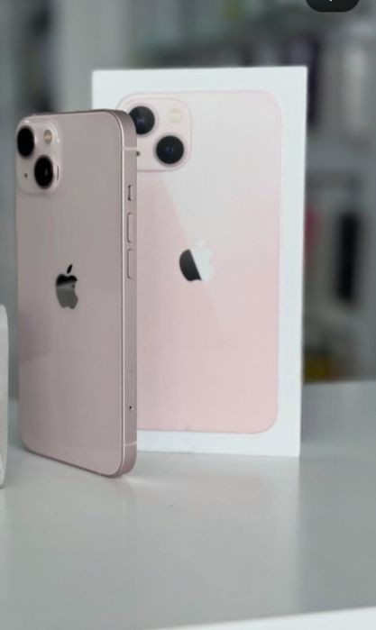 Продавам айфон 13