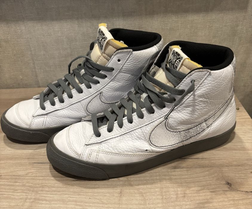 Nike Blazer Mid 77