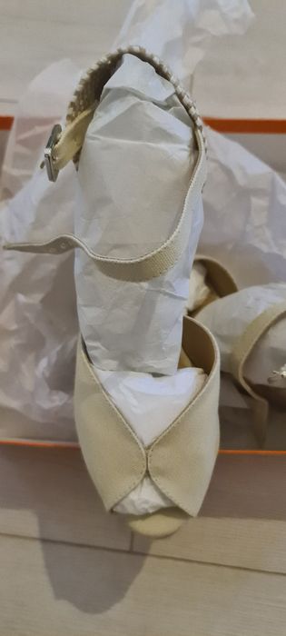 Sandale 37 Castaner noi