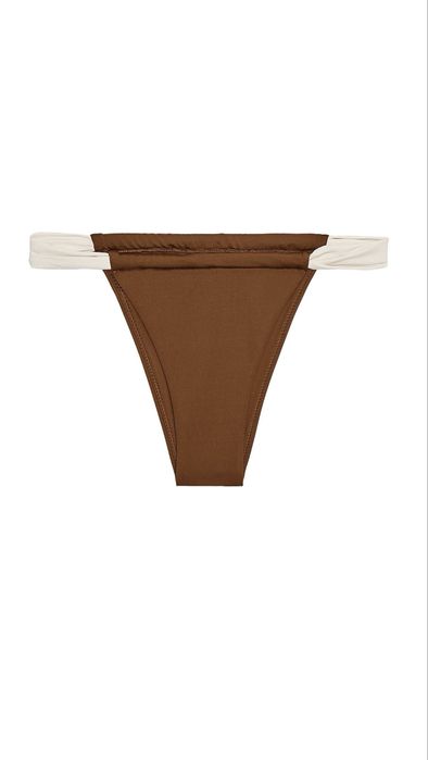 Банкси от две части ZARA