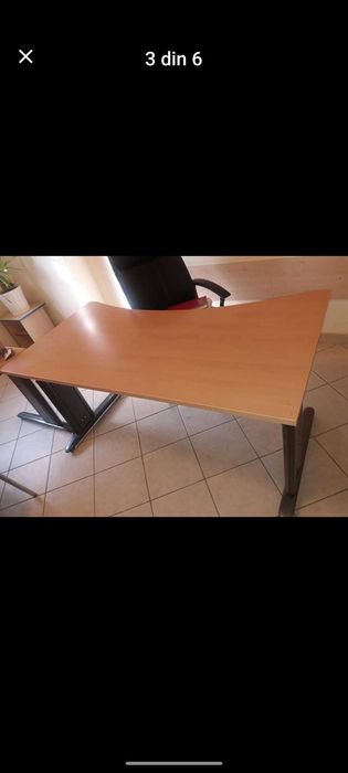 Vând birou in stare f buna și solid