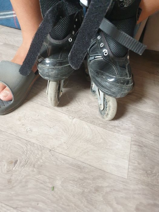 Продам ролики в хорошем сост