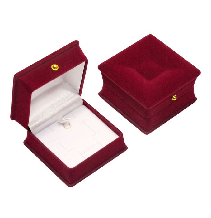 Футляры для украшений