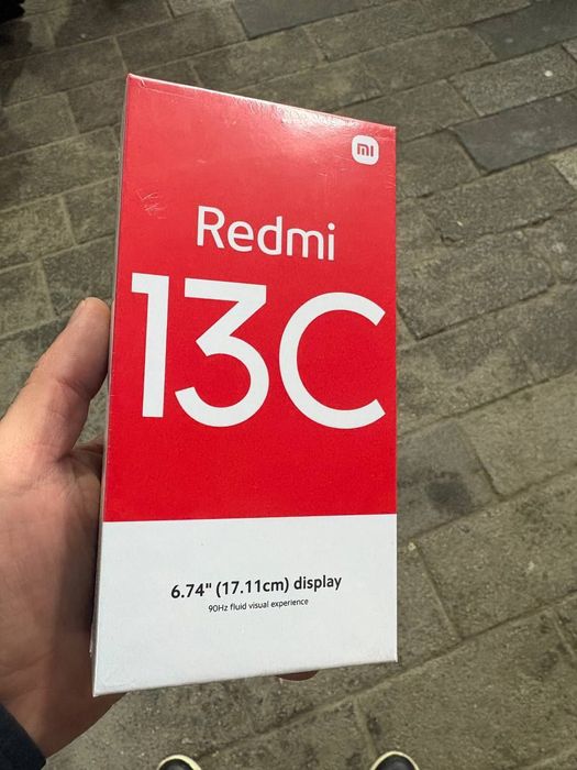 Продам Redmi 13 C новый!