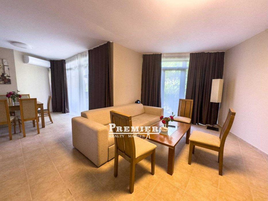 Продава се напълно оборудвана и обзаведена двуетажна къща