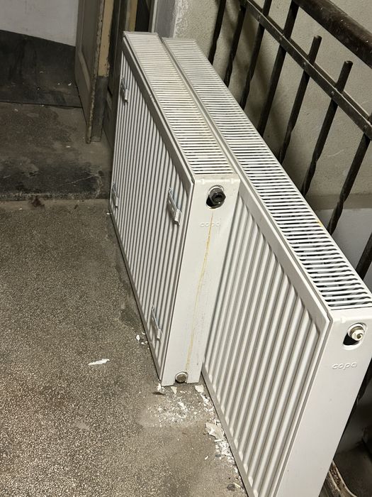 Calorifere / radiatoare albe orizontale aluminiu