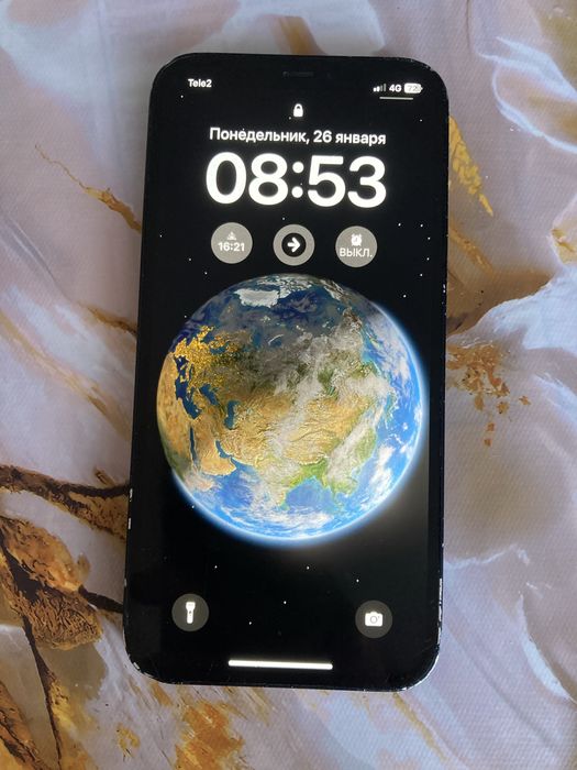 Срочно продам iPhone 12