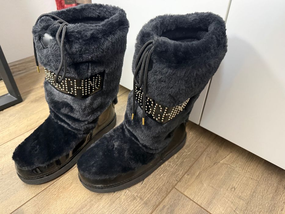 Love moschino апрески