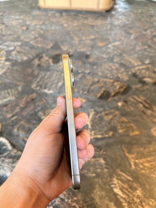 Айфон 15 Pro Max состояние выше среднего