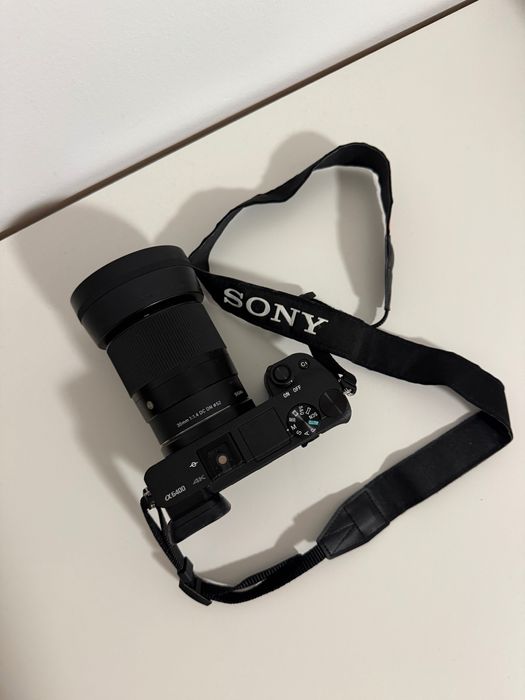 Sony A6400 + Sigma 30mm f/1.4 | 4K | Vlog / Foto