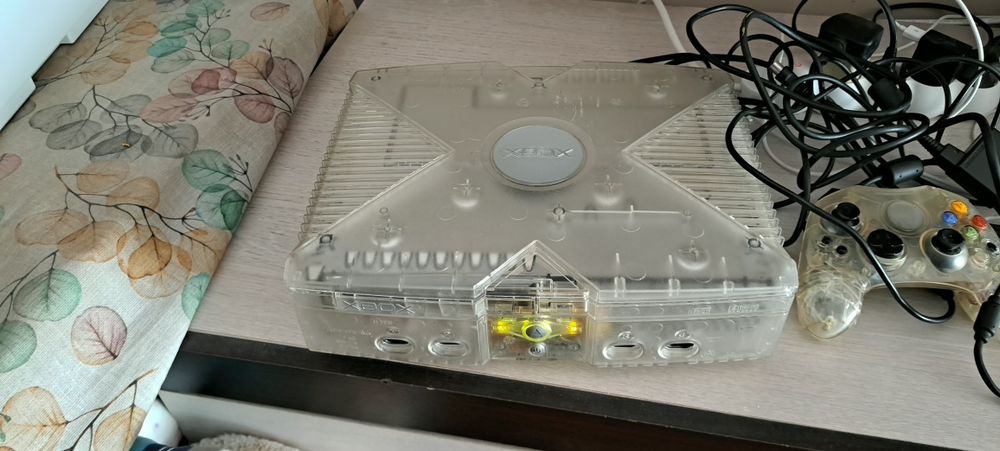 Consol Xbox "Crystal