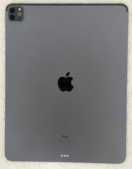 Apple iPad Pro 12.9 256 ГБ (2021) M1 Space Gray