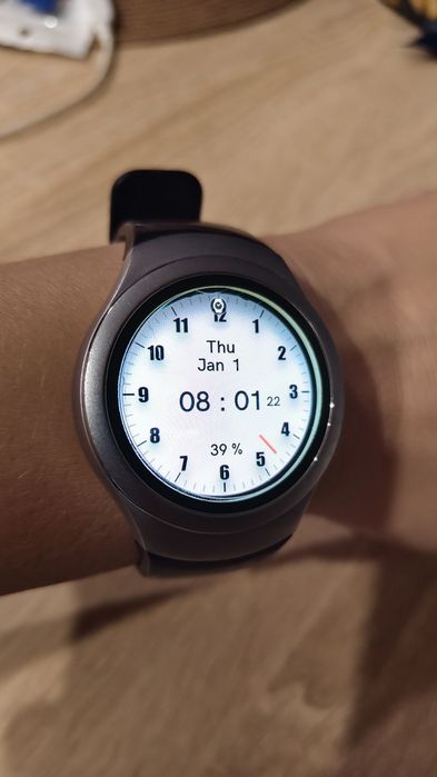 Смарт-часы Samsung Gear s2