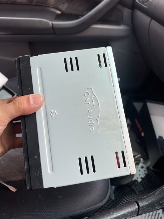 Продам магнитолу