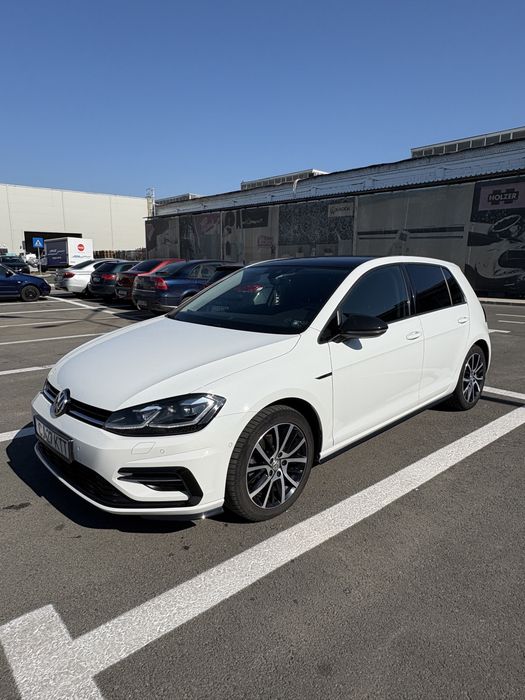Volkswagen Golf 7.5 R Line