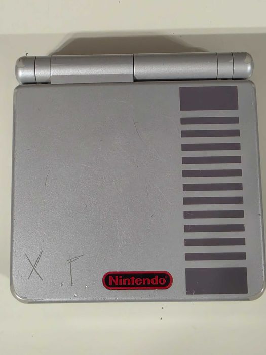Nintendo Gameboy Advance SP AGS 001