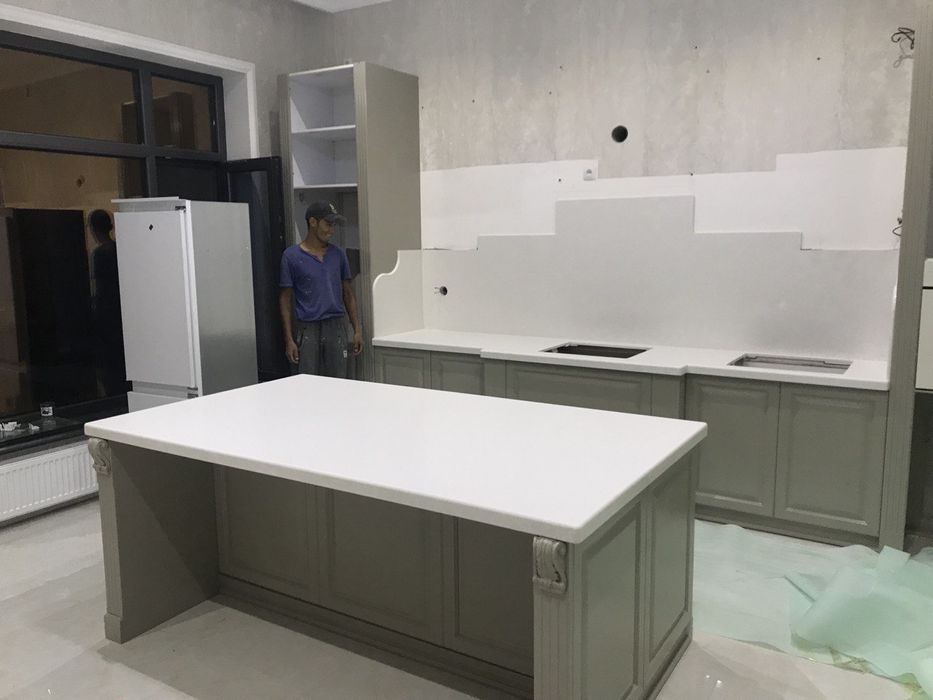 Искусственный камень;столешницы, ресепшн, туалетный столик и т.д.