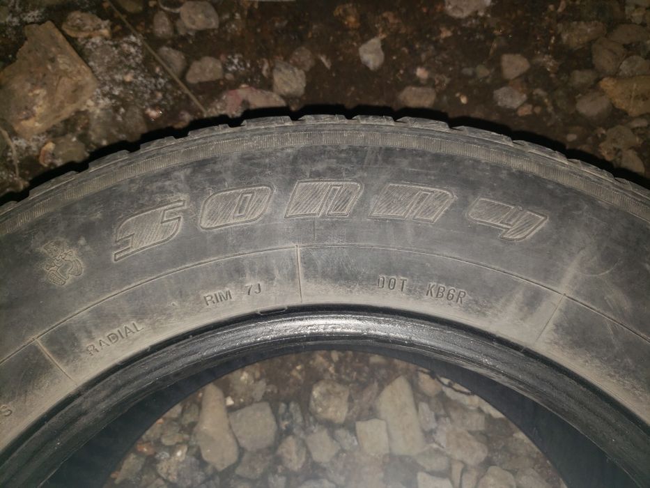 Пара шин 235/65/r17