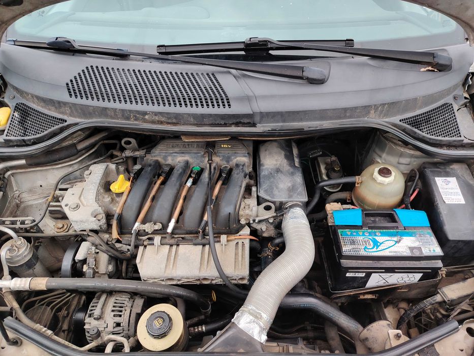 Renault Scenic 1.6 бензин