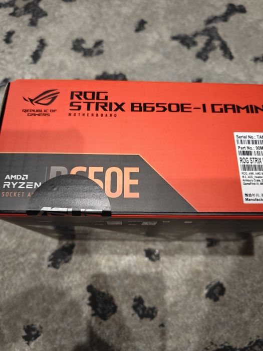 Asus ROG Strix B650E-I Gaming Wifi