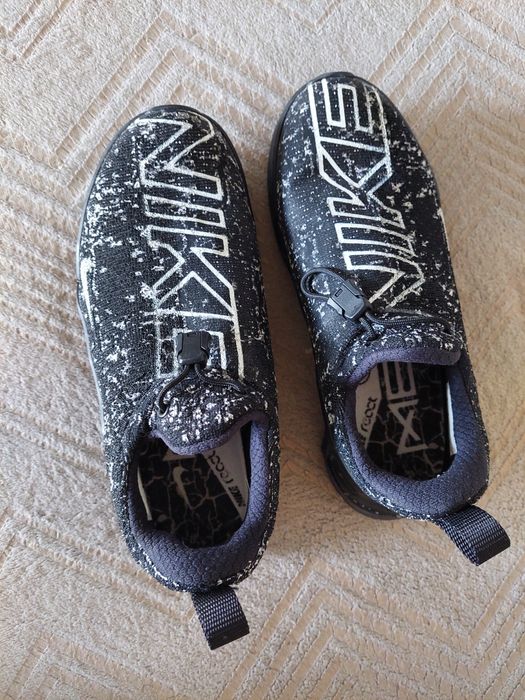 Маратонки унисекс найк