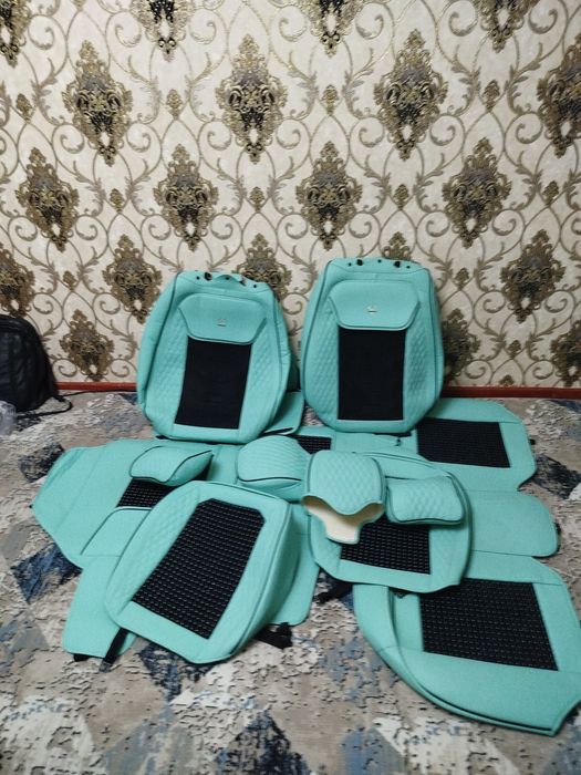 Chehol Cherry koʻk rangda