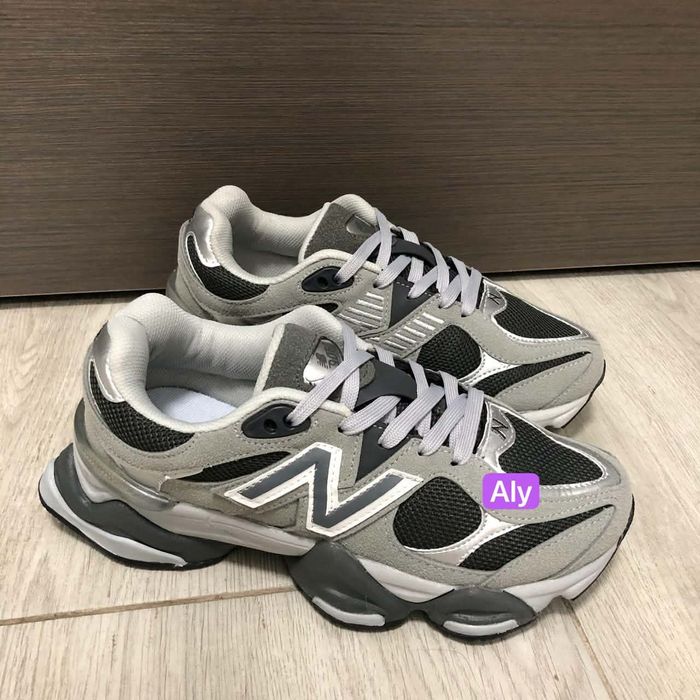 Adidași New Balance gri