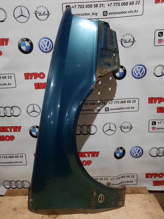 Крыло правое на Ауди В4