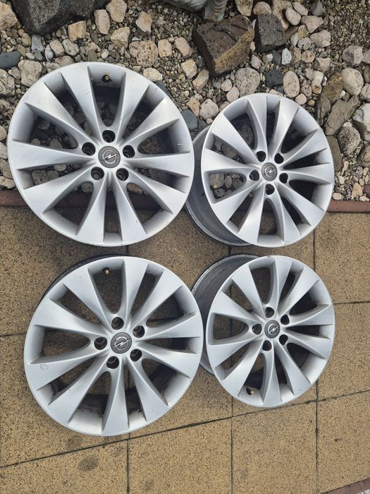 Vând jante+cauciucuri de Opel Astra J, GTC,Insignia 5/115/18