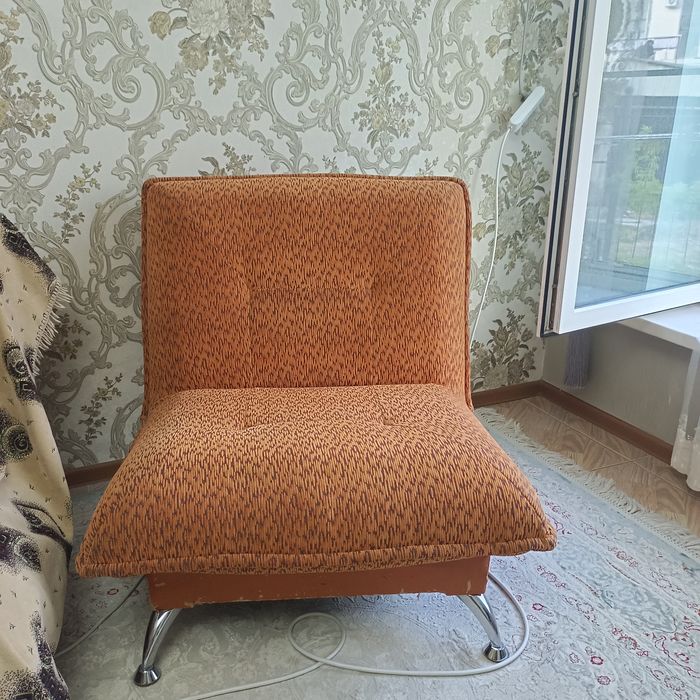 Диван и два кресла