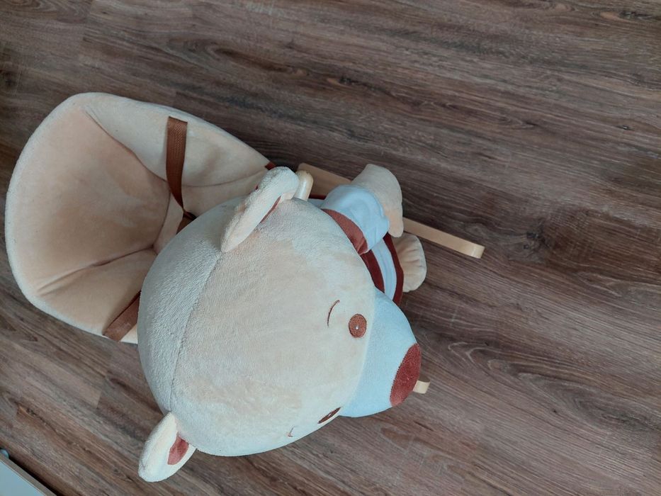 Люлеещо се мече ФРЕДО