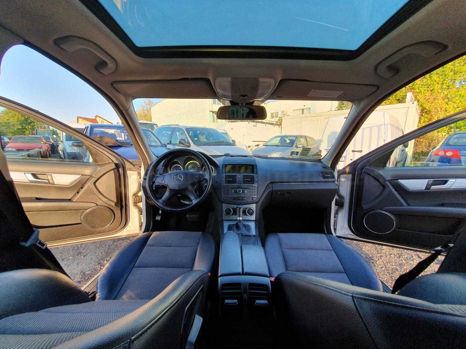 MERCEDES-BENZ C-Class 2010 — imagine 3