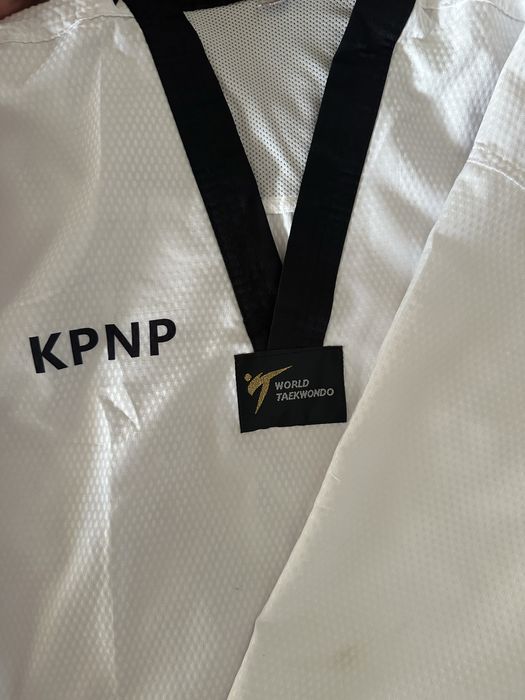 Продаю Кимано для Тхеквондо