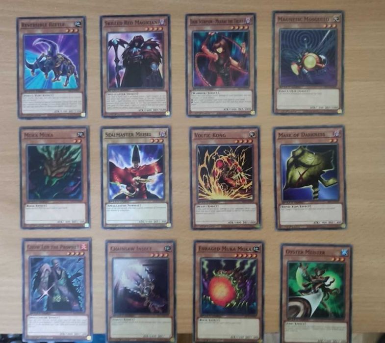 Продавам оригинални Ю Ги О карти част 1