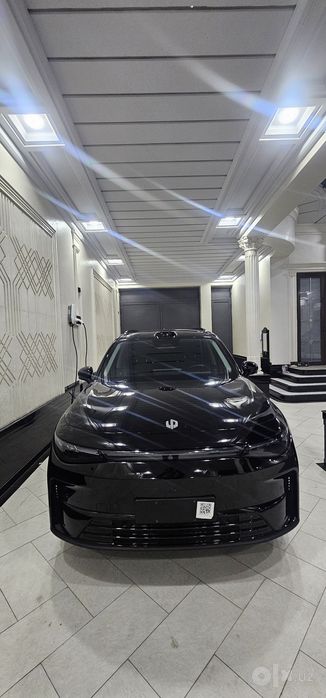 Leapmotor C16 sotiladi L9 ga barterxam qilinadi