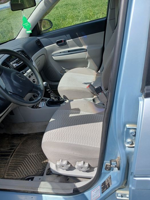De vinzare Hyundai Accent