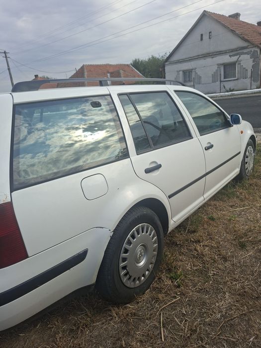 Vand golf patru